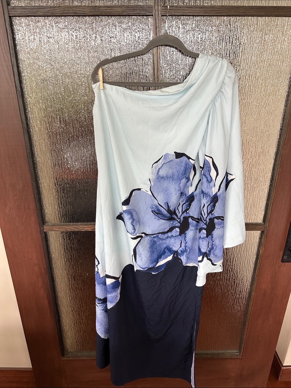 Hutch One Shoulder Satin Gown size Medium. - Picture 16 of 16